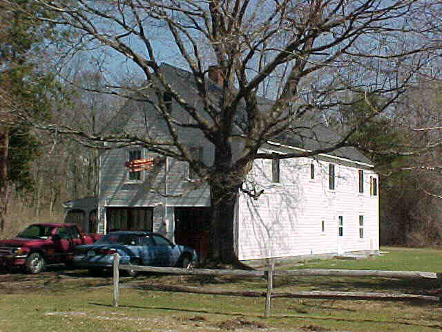 Building photograph for 24 LIME ROCK HOLLOW